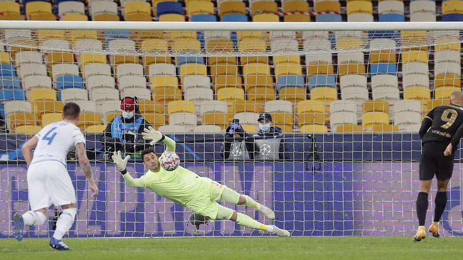 Matej Jug, árbitro designado para el Roma-Betis