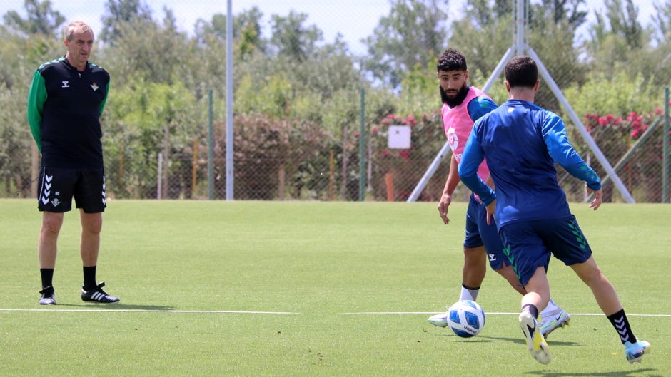 El primer entrenamiento del Betis en Argentina