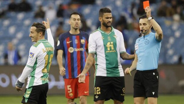 Guardado se pierde el Betis - Osasuna de Copa por la expulsión en la Supercopa de España