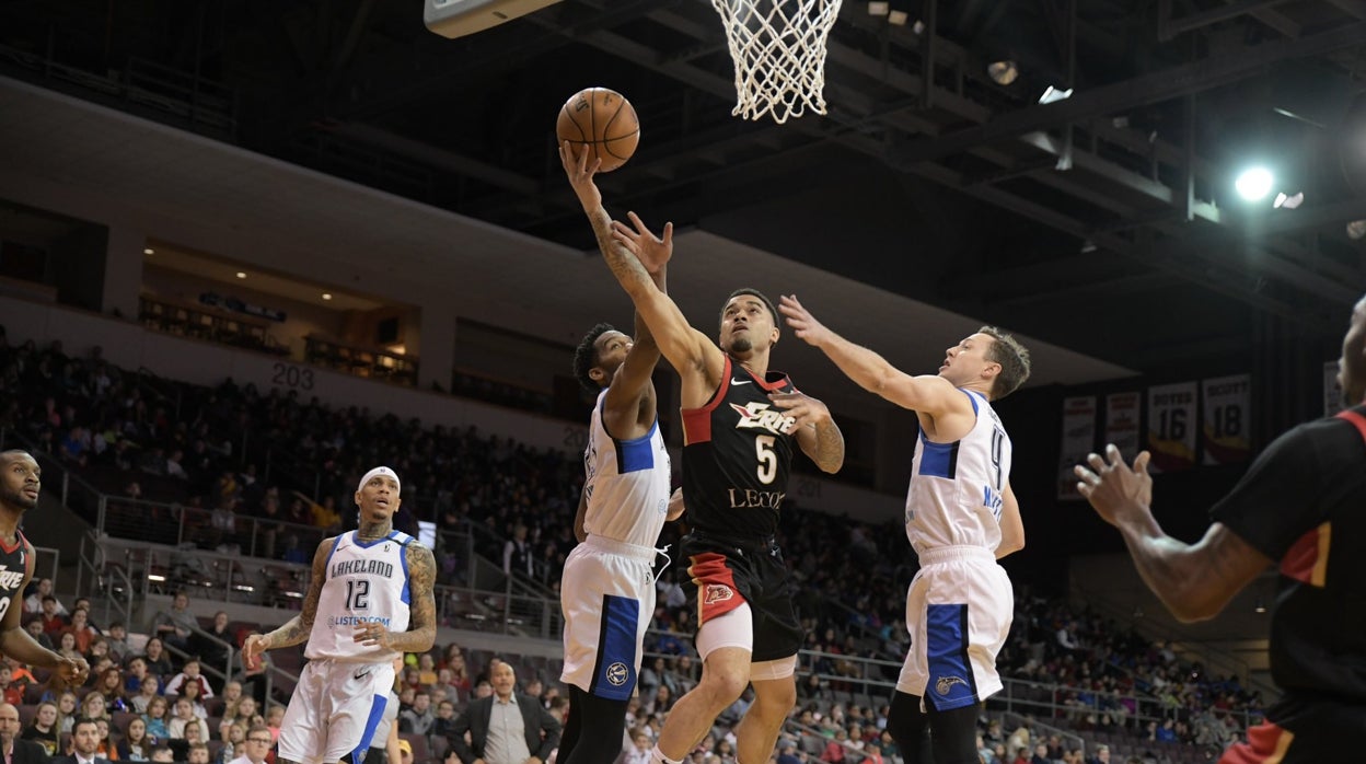 Josh Gray, en un partido de la G-League
