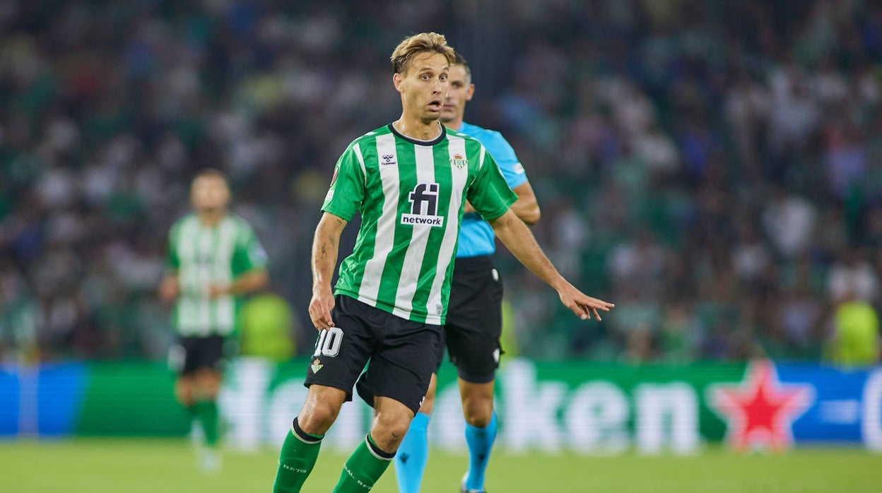 Sergio Canales, en el partido europeo frente a la Roma en el Benito Villamarín