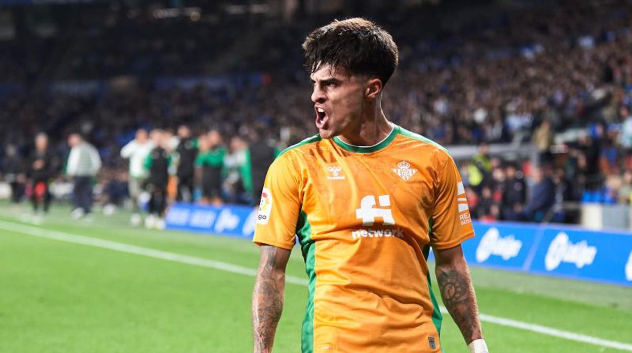 Juan Cruz celebra su único gol en Primera, el que le endosó a la Real en San Sebastián