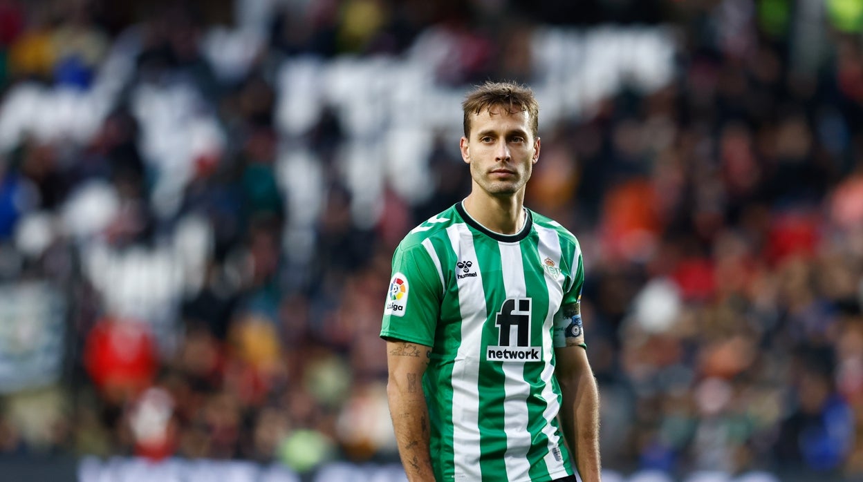 Sergio Canales, en un partido del Betis de la pasada temporada 22-23