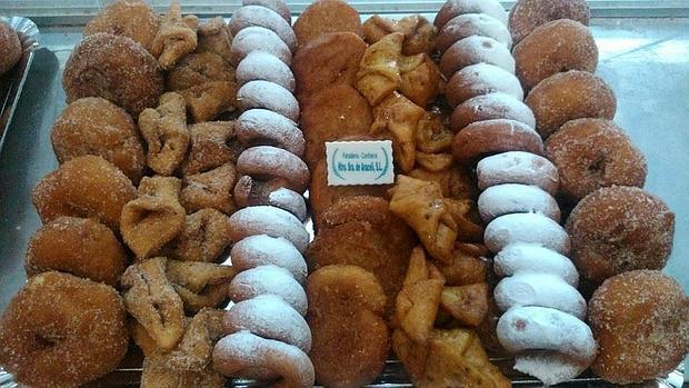 Bandeja de productos típicos de Semana Santa