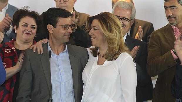 Díaz confía en la victoria del PSOE y tacha a Podemos de «dar gato por liebre»