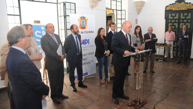 El presidente de la Diputación en la presentación de SICOR 16