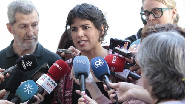 Teresa Rodríguez pide «no dar por perdida» una posible alternativa a un gobierno de Rajoy