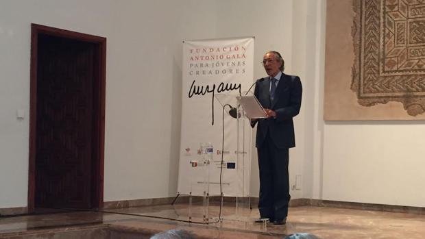 Gala apela a la esperanza en la apertura de una exposición permanente de su vida