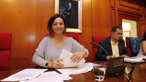 La alcaldesa, Isabel Ambrosio