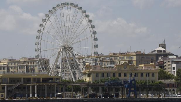 La noria del Puerto de Málaga seguirá rodando al menos durante un año más