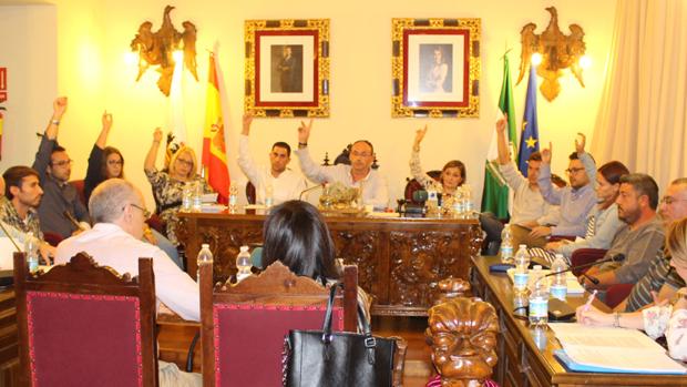Votación de las ordenanzas fiscales del pleno de Aguilar de la Frontera