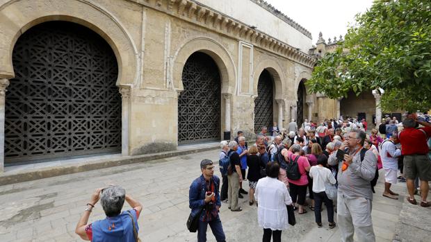 El Cabildo se dispone a abrir la segunda puerta de la Catedral de Córdoba para 2017