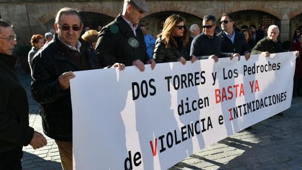 Manifestación contra las agresiones a ganaderos en Dos Torres