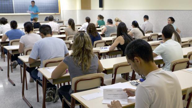 Aspirantes en una convocatoria de oposiciones para el cuerpo de maestros de Infantil y Primaria