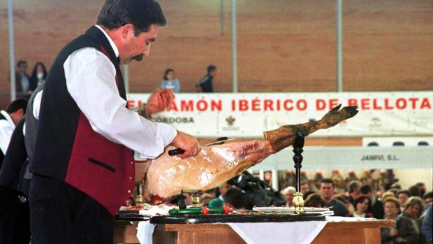 Un cortador de jamón ibérico