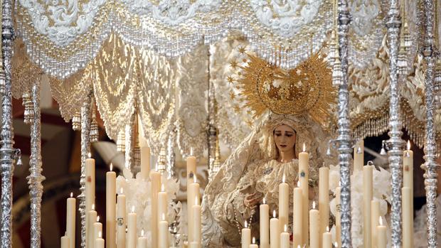 Los hermanos de la Paz dan luz verde a la nueva corona