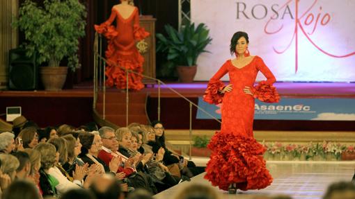 Moda flamenca en el Círculo de la Amistad