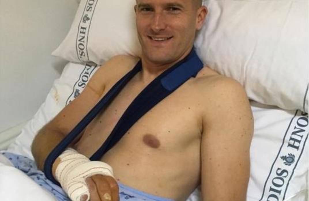 Imagen publicado por el portero del Córdoba CF Pawel Kieszek tras ser operado