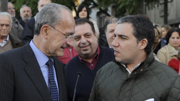 Francisco de la Torre y Elías Bendodo en una imagen de archivo