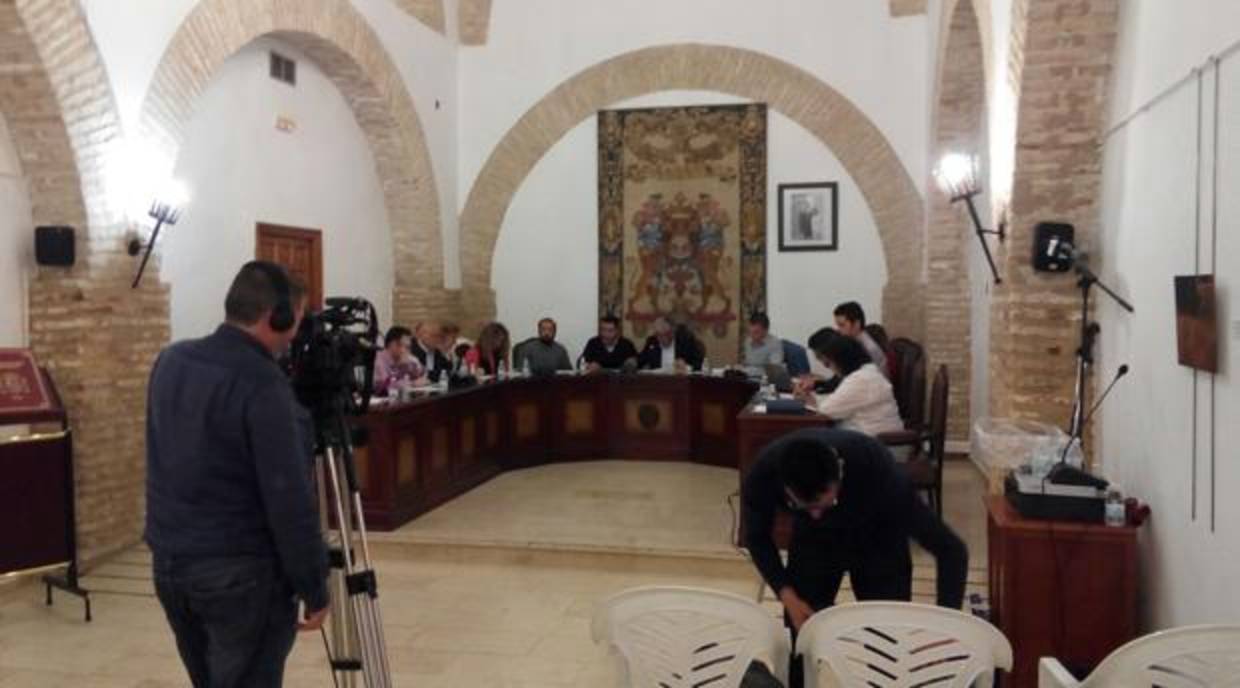 Celebración de un pleno en el Ayuntamiento de La Rambla