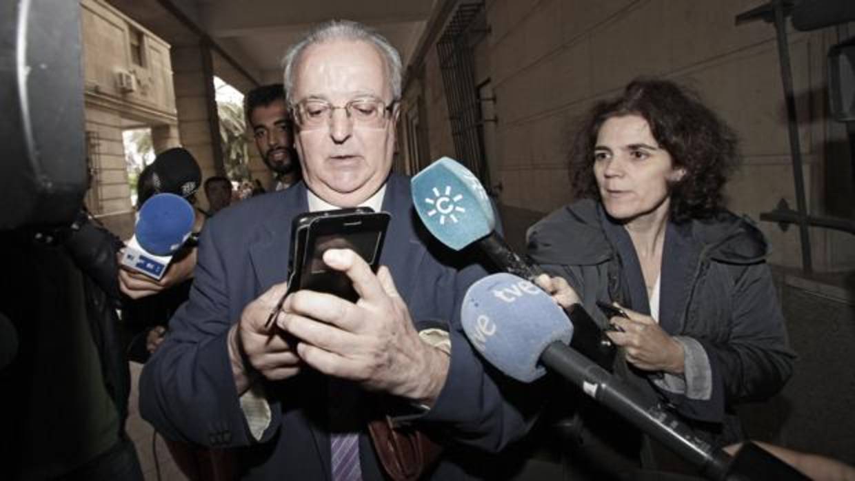 Antonio Fernández declara en los juzgados del Prado de San Sebastián