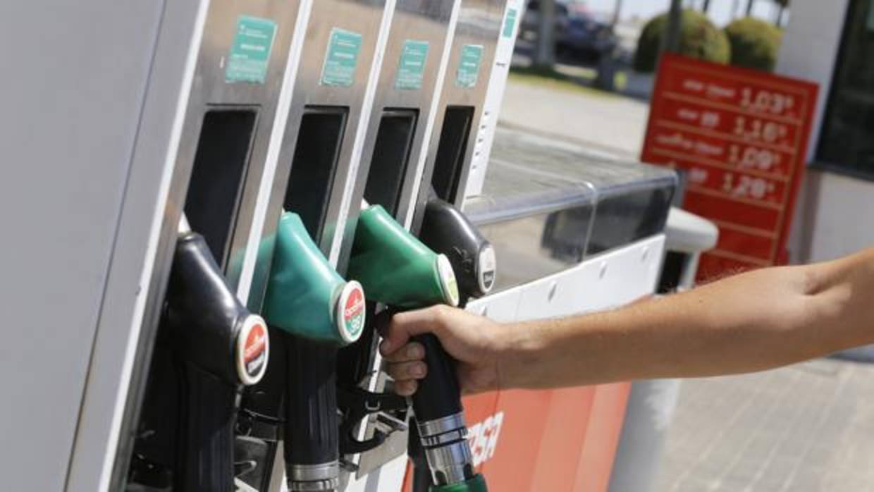 Los carburantes son uno de los factores que explican la subida de los precios en Córdoba