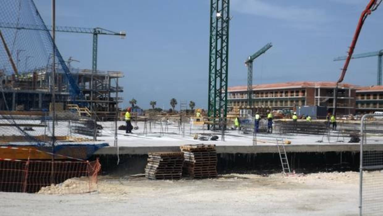 Imagen de la estructura del nuevo hotel en construcción