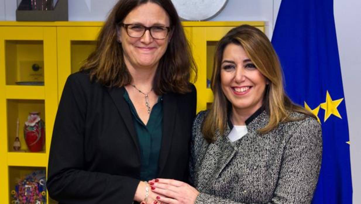 La presidenta de Andalucía, Susana Díaz, junto a la comisaria europea de Comercio, Cecilia Malmstrom