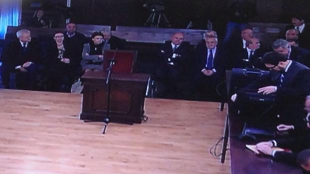 Chaves, Griñán y los demás imputados en el «banquillo»