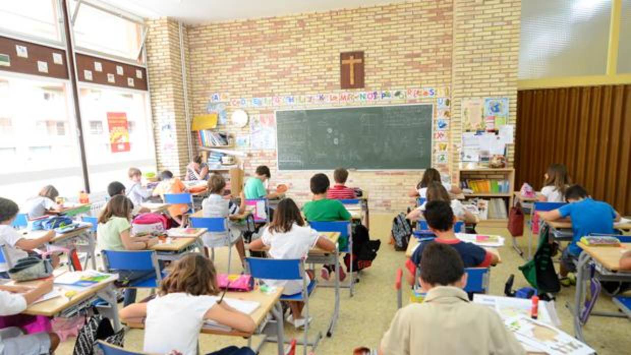 Los profesores pierden poder adquisitivo pero se incrementan sus horas lectivas