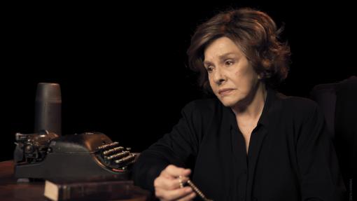 Lola Herrera durante una interpretación de la obra