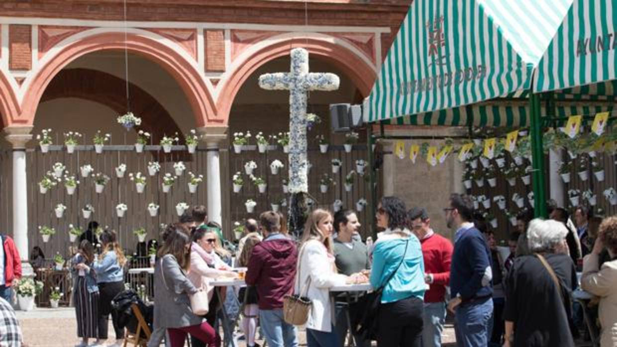 Ambiente esta mañana en la Cruz del Huerto, que se ha hecho con el triunfo en la categoría del Casco Histórico