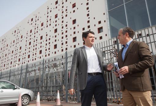 El portavoz del PP y alcaldable popular, en una comparecencia en el Centro de Ferias