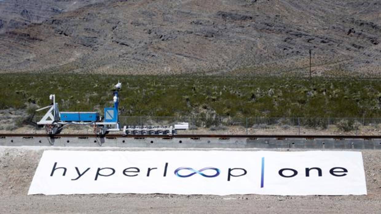 Pruebas del ingenio ferroviario de Virgin en el desierto de Las Vegas