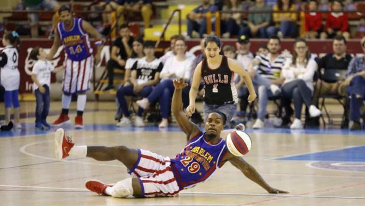 Los jugadores de los Harlem Globetrotters dejaron este lunes su sello en Córdoba