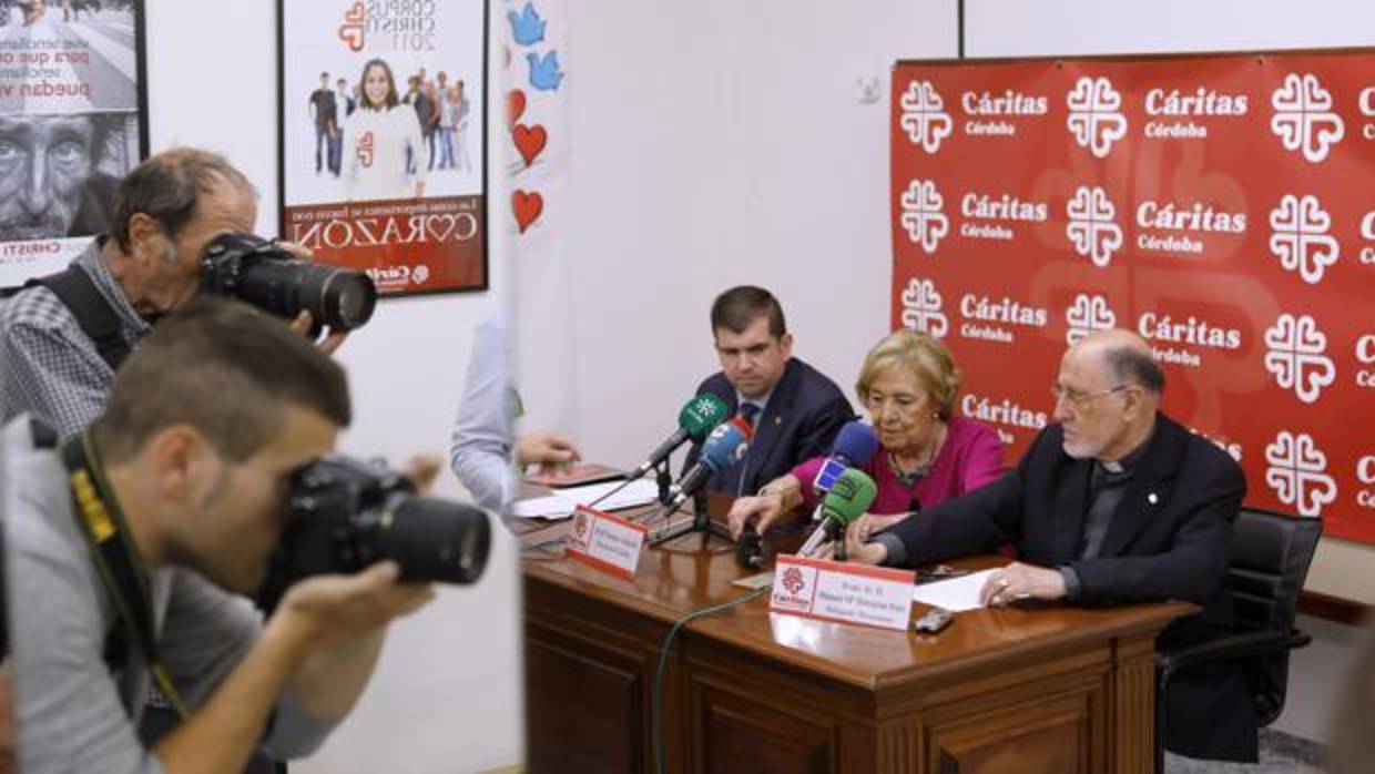 Presentación de una de las memorias de Cáritas Diocesana en Córdoba
