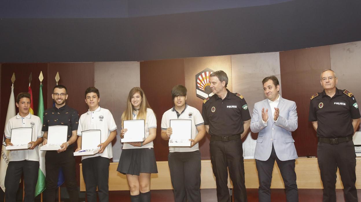 Entrega de uno de los premios