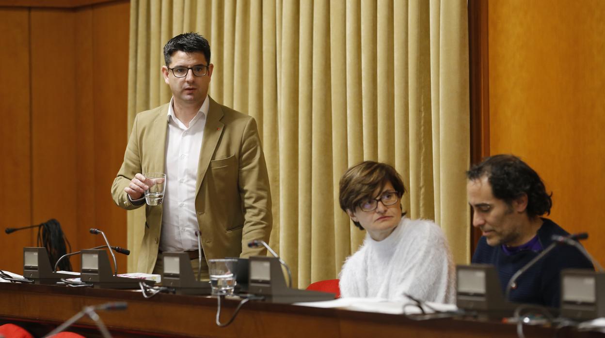 García, Pernichi e Hidalgo, en un Pleno