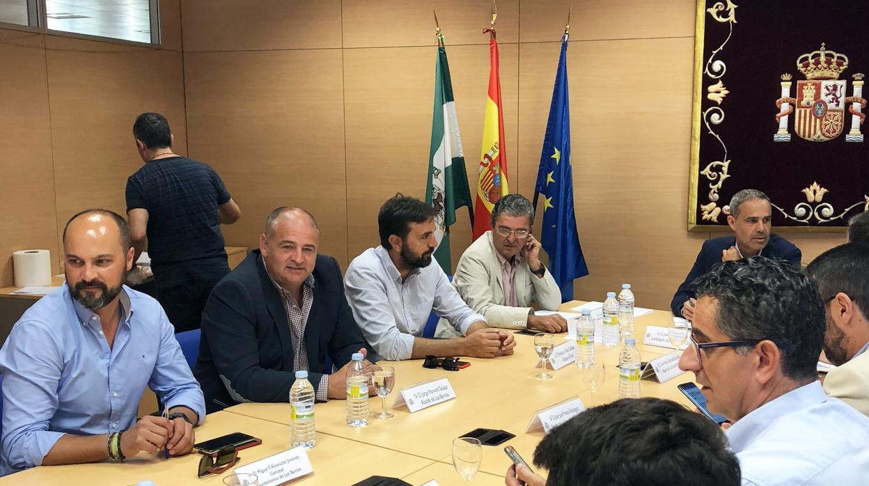 Imagen de la reunión con los alcaldes en la Subdelegación del Gobierno de Cádiz
