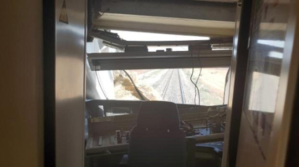 Foto del interior de la cabina