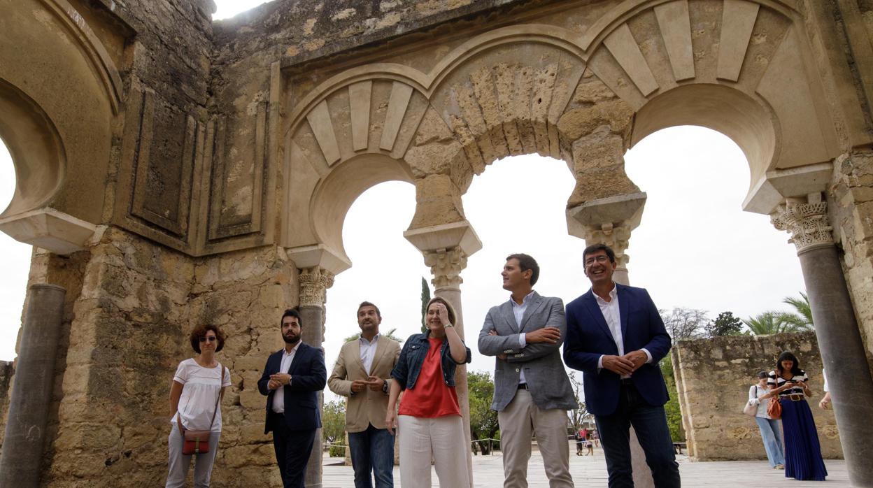 Albert Rivera durante su visita privada de esta mañana al yacimiento de Medina Azahara