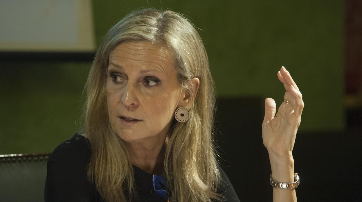 Isabel San Sebastián durante la presentación de su novela en Málaga