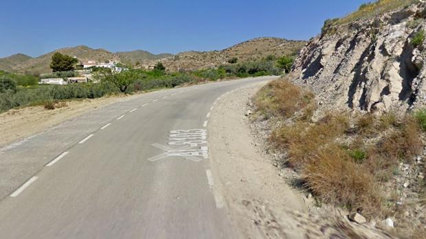 Un hombre muere en Huércal Overa al caer su vehículo por un barranco
