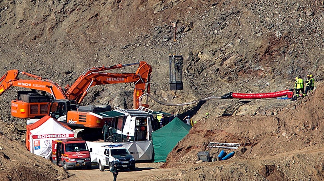 La Brigada de Salvamento Minero desplazada desde Asturias ha comenzado sus trabajos