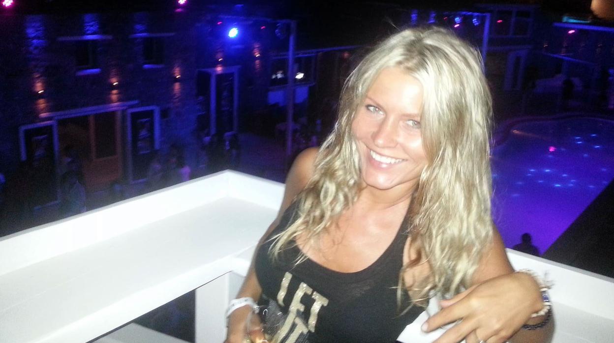 Agnese Klavina, en una sala de fiesta de Marbella