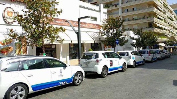 Marbella uniformará a los taxistas para mejorar la imagen de la ciudad