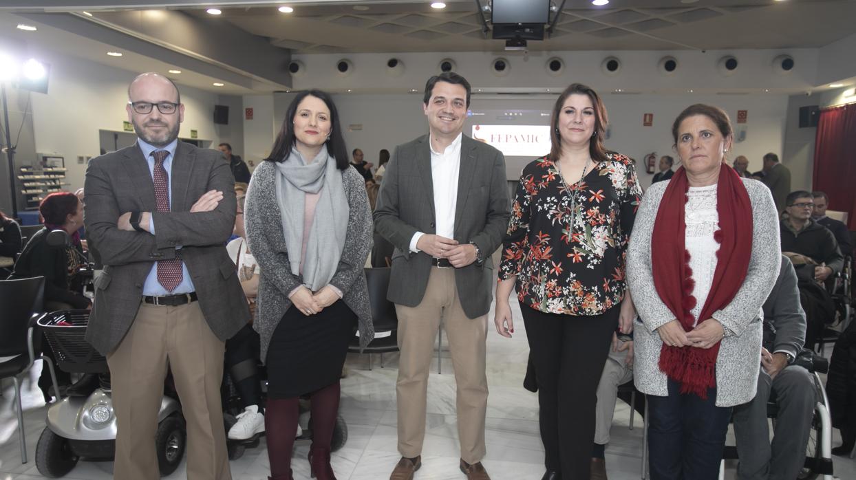 José María Bellido junto al resto de participantes en el acto en Fepamic