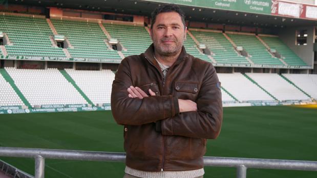 Córdoba CF | Rafael Navarro: «Con esta plantilla y esta afición es imposible que no se logre la permanencia»