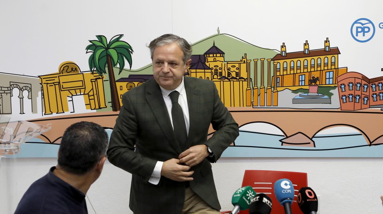 Salvador Fuentes, en una rueda de prensa