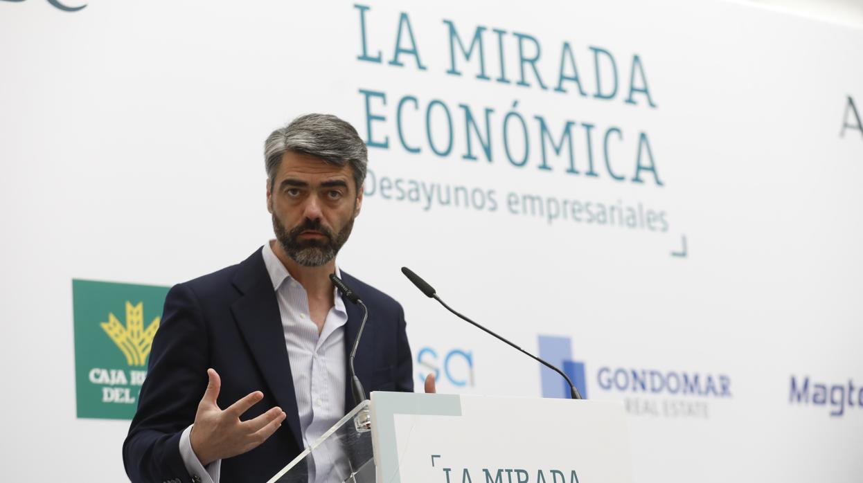 El consejero delegado de Vocento, durante su intervención hoy en La Mirada Económica de ABC Córdoba